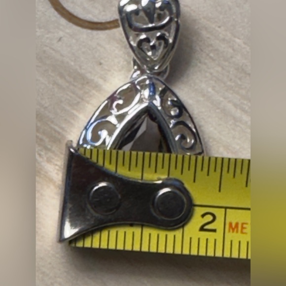 Sterling Silver and Iolite pear Shaped Pendant. - Picture 6 of 7